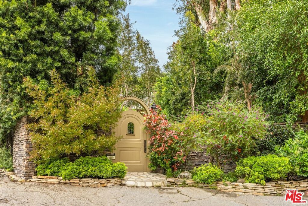 Photo of Listing #25523741