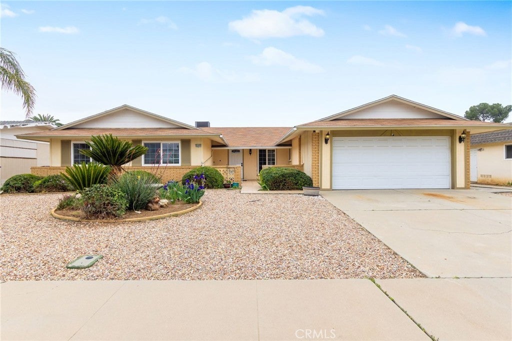 Photo of Listing #ND25085786