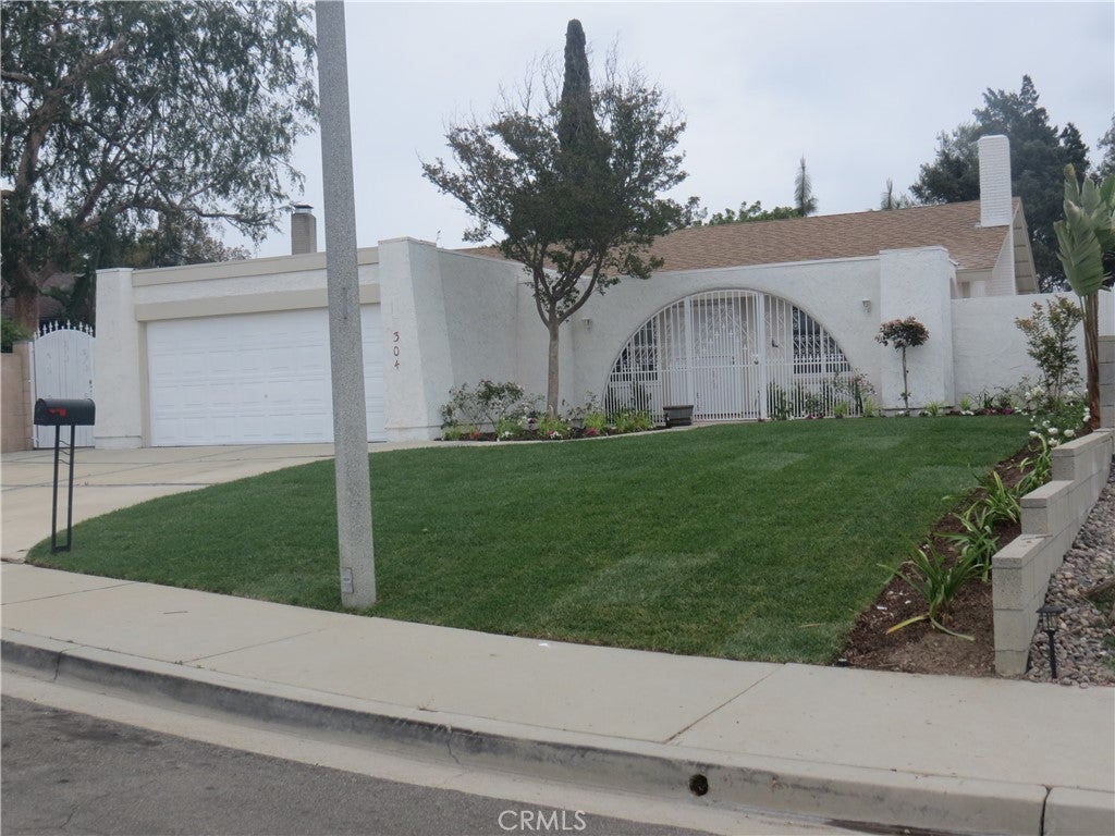 Photo of Listing #IV25085918