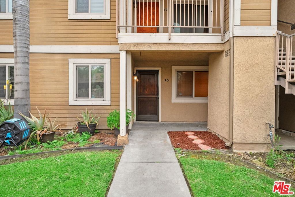 Photo of Listing #25527374