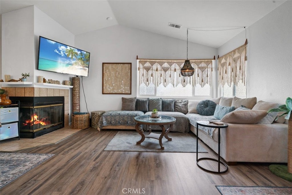 Photo of Listing #PI25086607