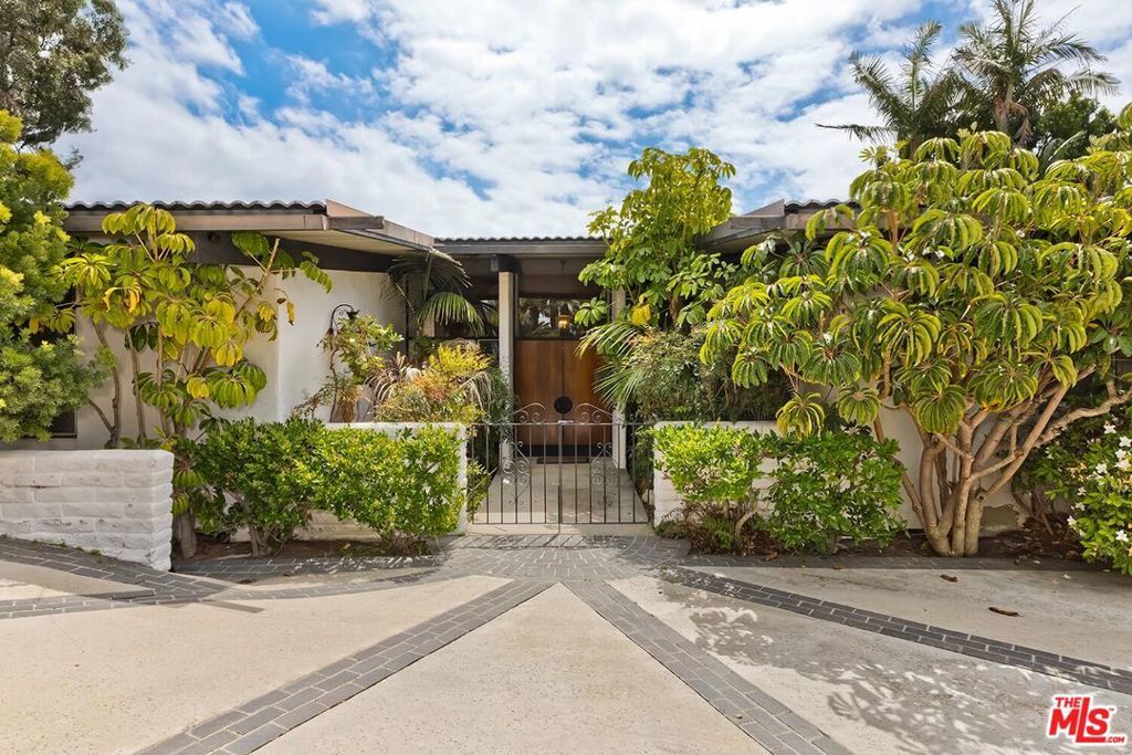 Photo of Listing #25527255