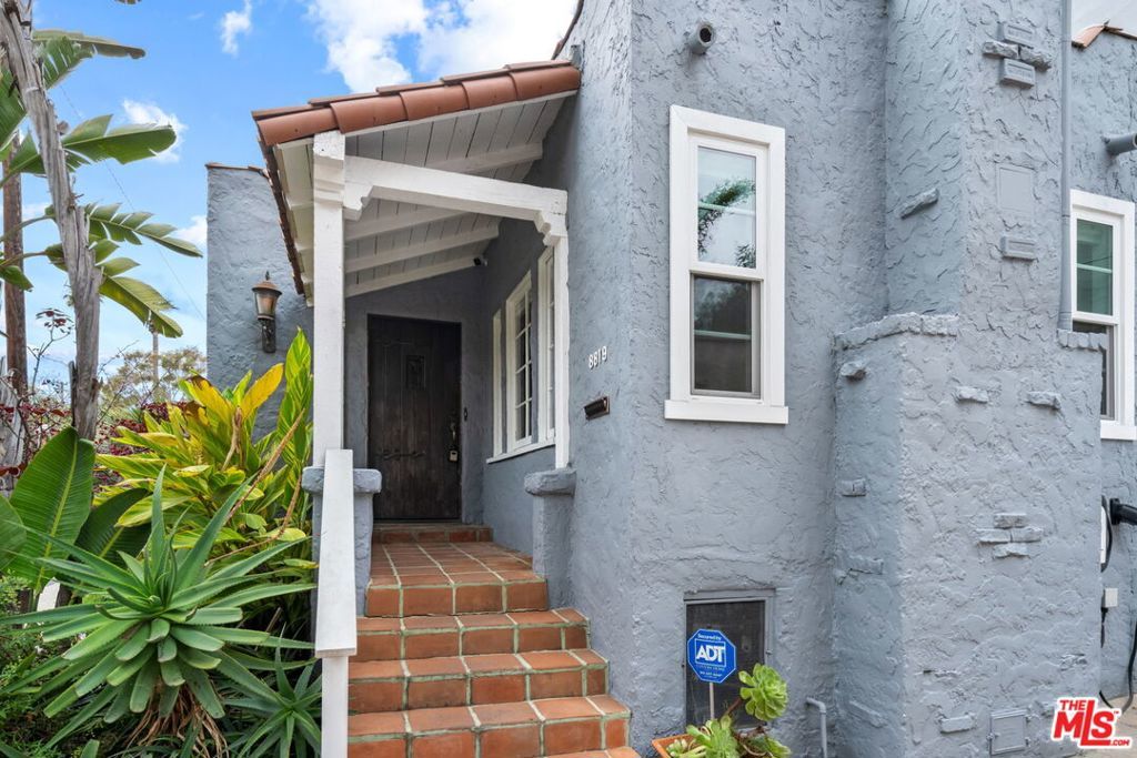 Photo of Listing #25527681