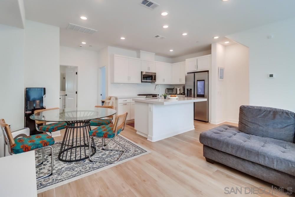 Photo of Listing #250025037SD