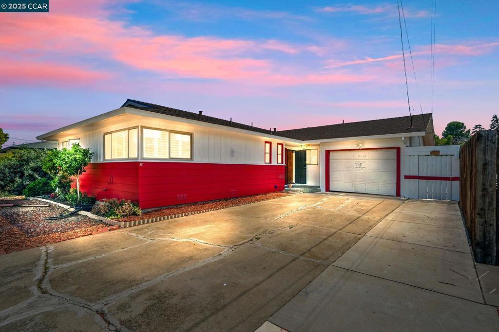 Photo of Listing #41094093