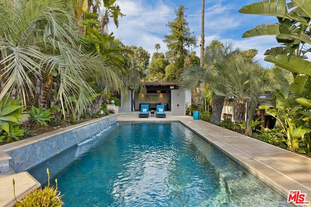 1927 N Normandie Avenue, Los Angeles