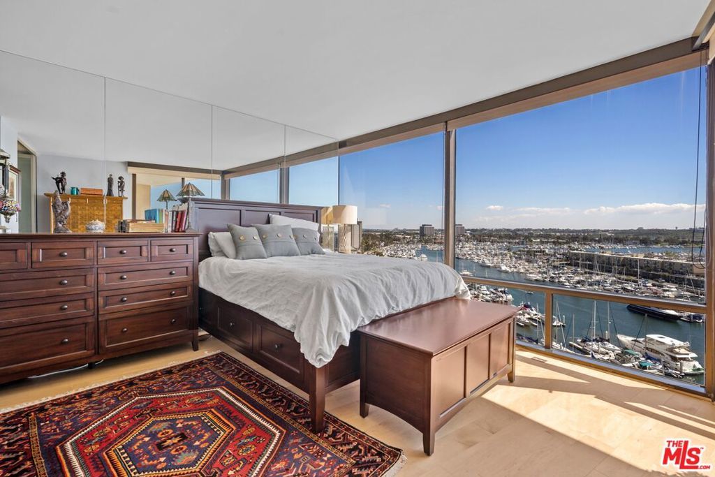 Photo of Listing #25526461