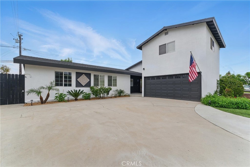 Photo of Listing #DW25086930