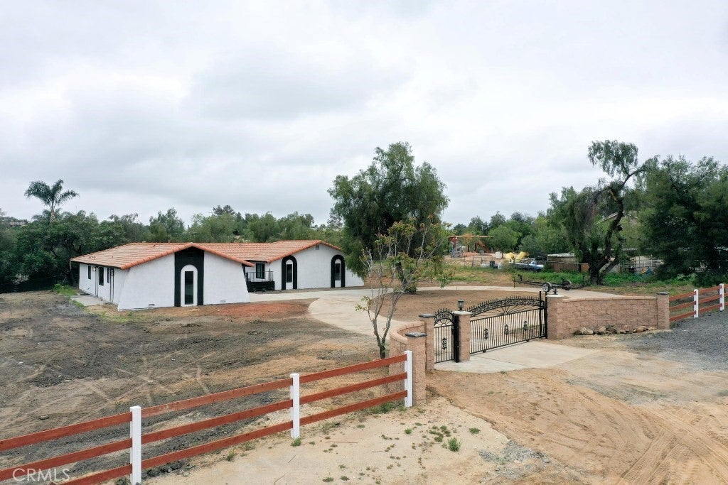 Photo of Listing #PW25086941