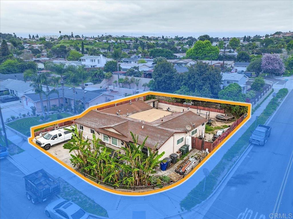 Photo of Listing #PTP2502802