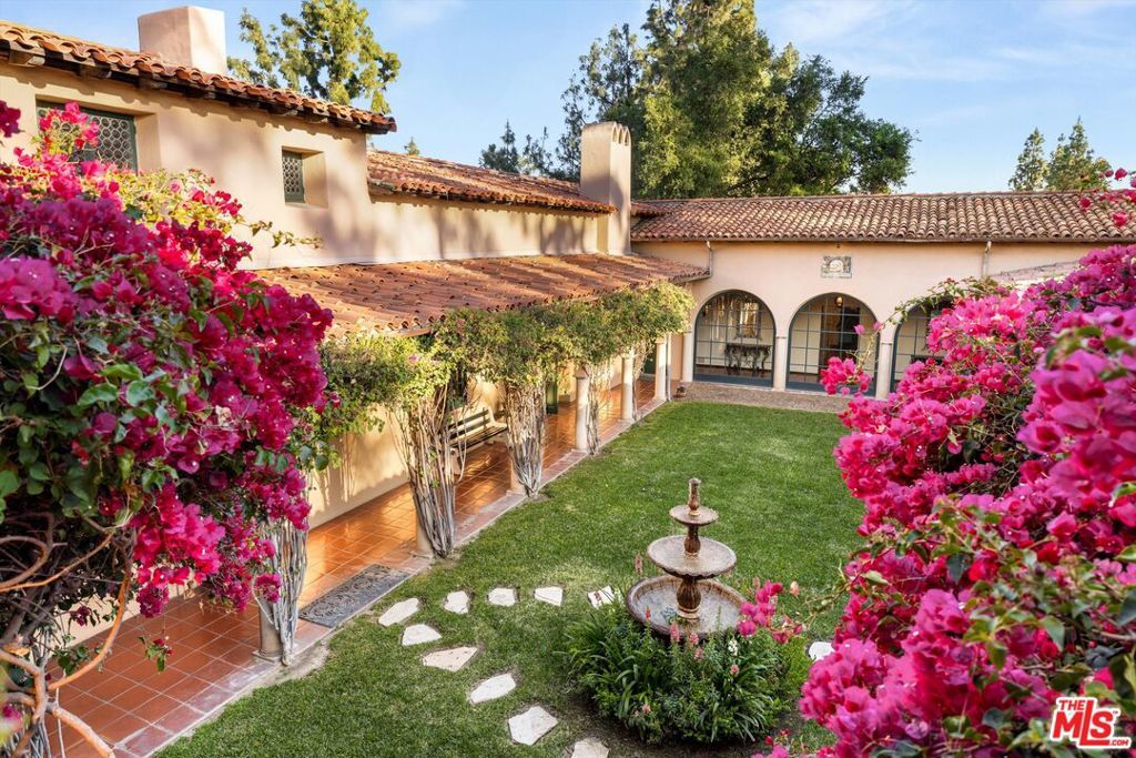 Photo of Listing #25527741