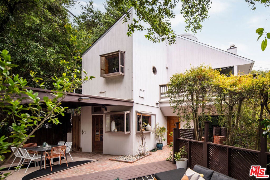 Photo of Listing #25527467