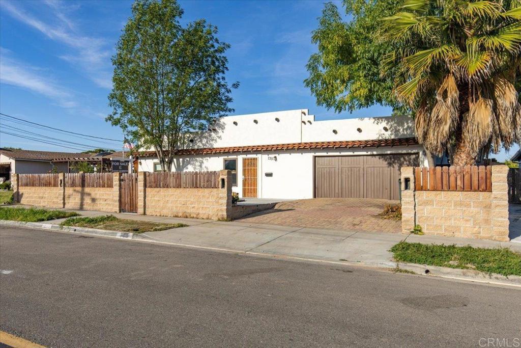 Photo of Listing #PTP2502805