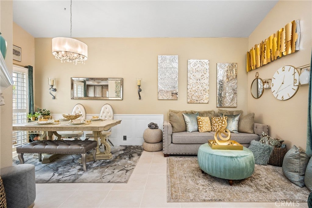 Photo of Listing #OC25071908