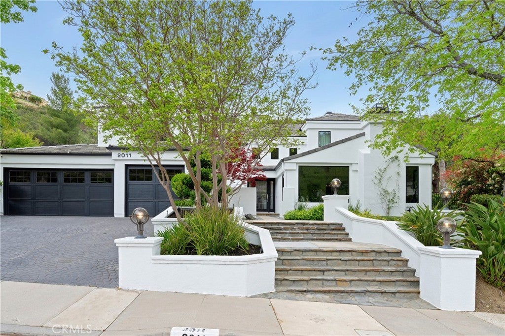 Photo of Listing #SR25067956