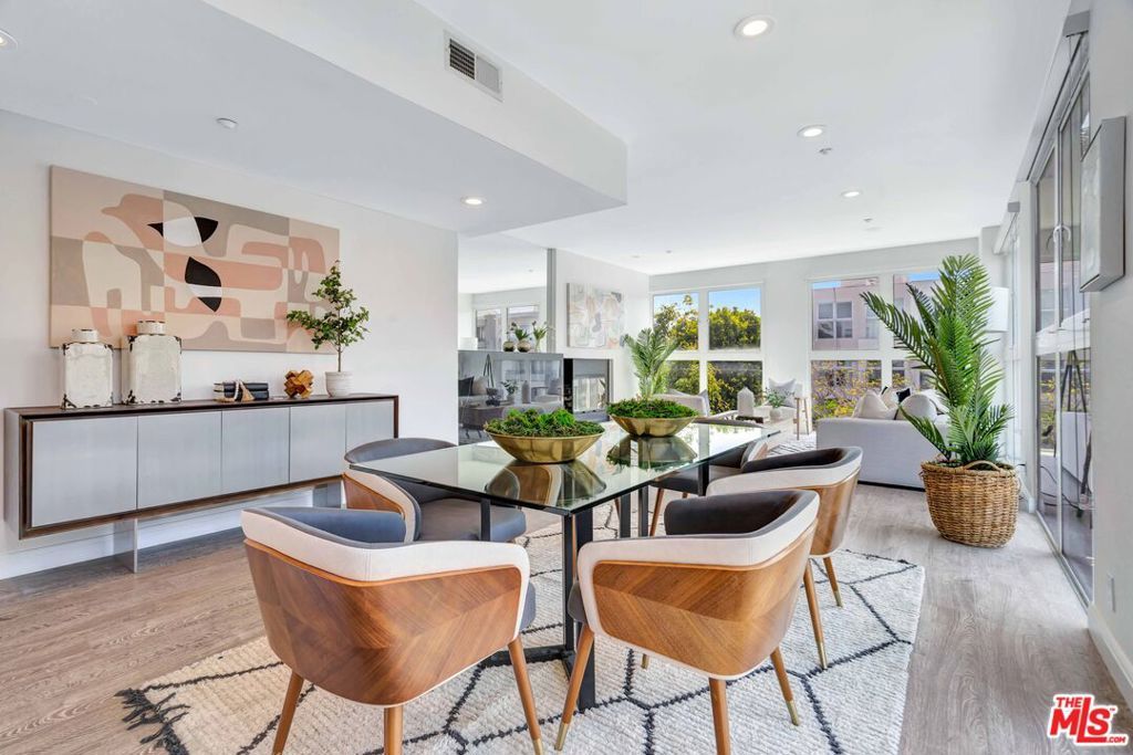 Photo of Listing #25526705