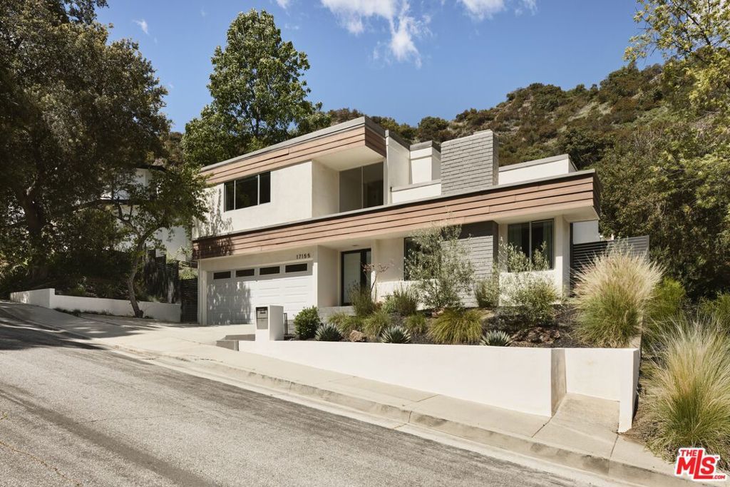 Photo of Listing #25526723