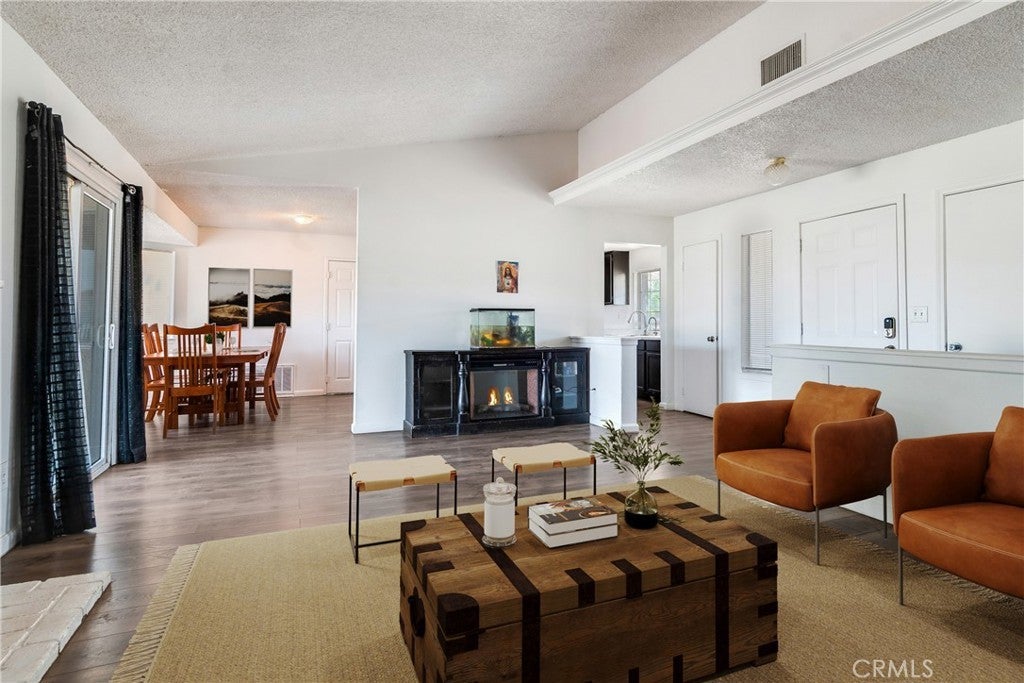 Photo of Listing #OC25087124