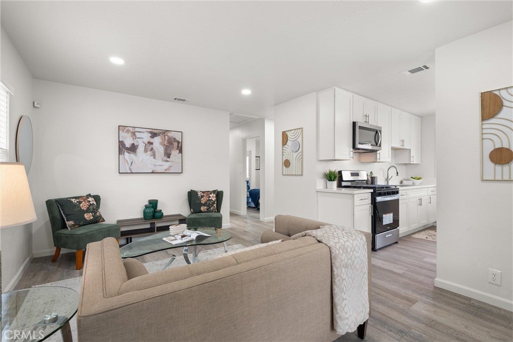 Photo of Listing #PW25087321