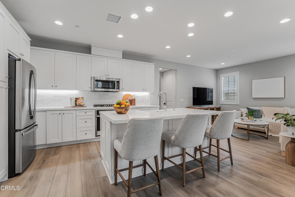 Photo of Listing #V1-29456