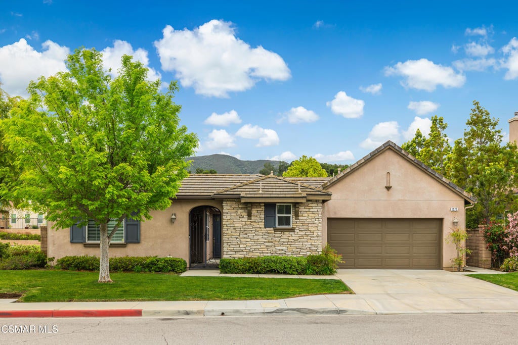 Photo of Listing #225001944