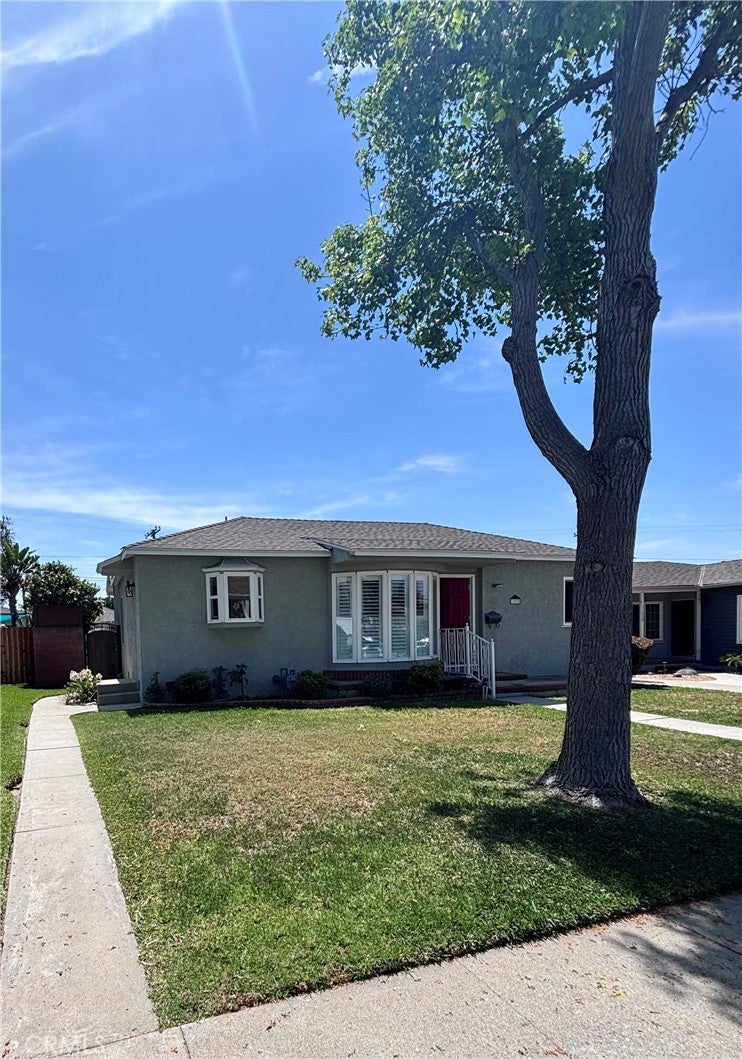 Photo of Listing #IV25081967