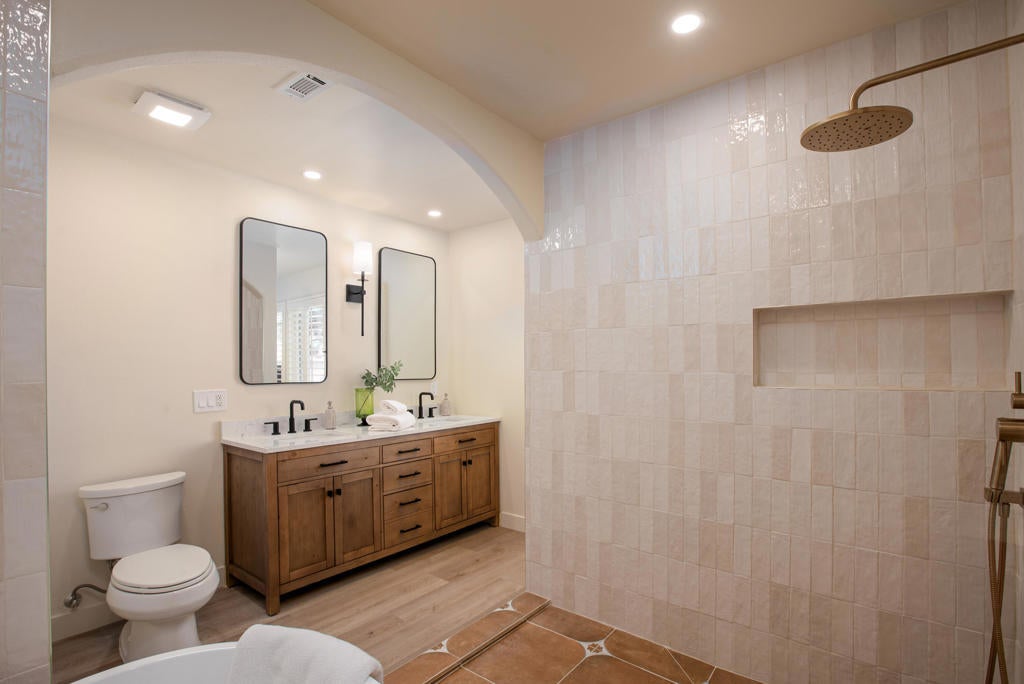 Photo of Listing #219128850PS