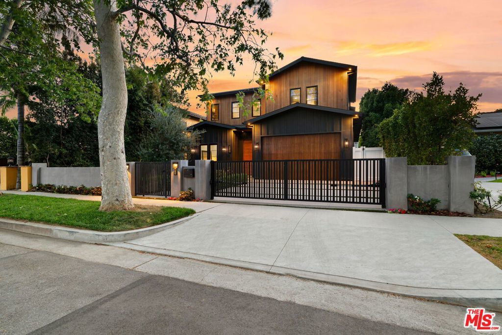 Photo of Listing #25528373