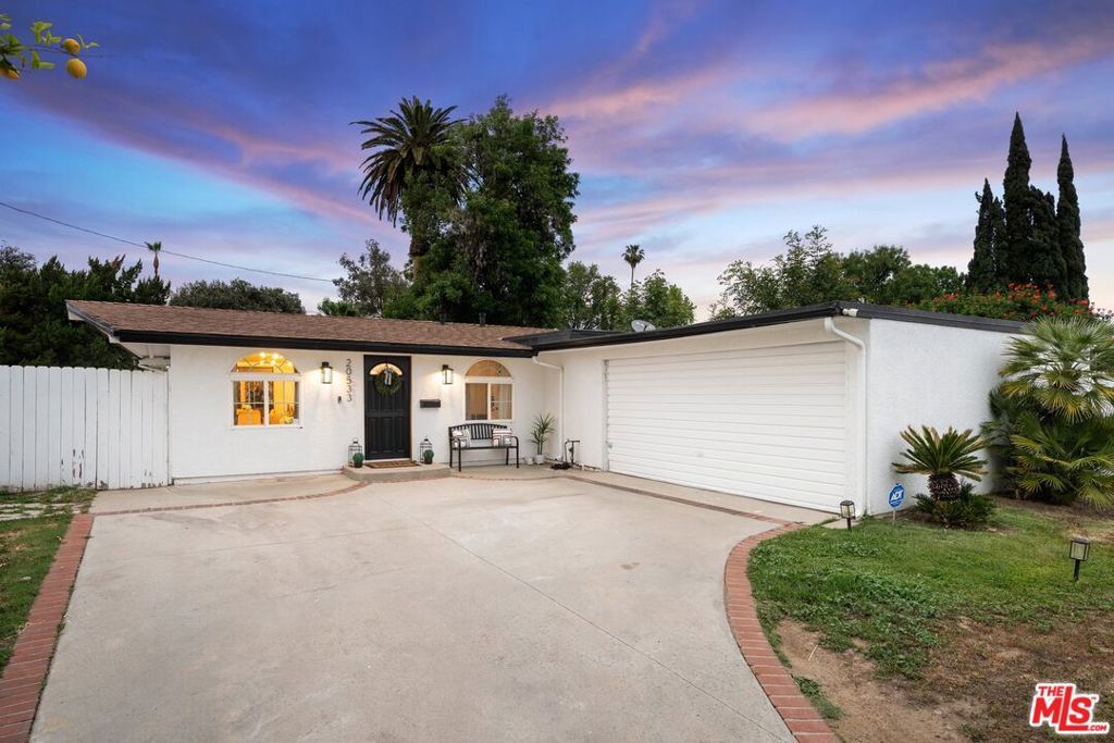 Photo of Listing #25526077