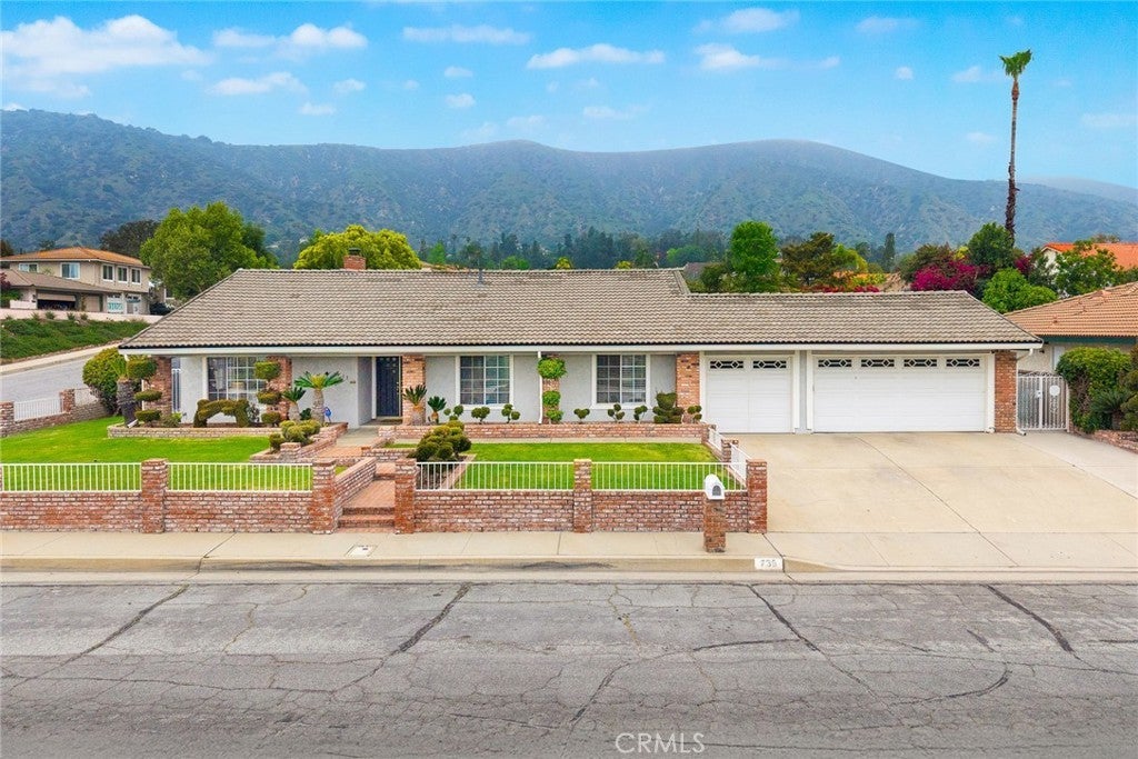 Photo of Listing #CV25087940