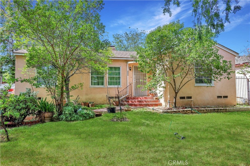 Photo of Listing #IV25087883