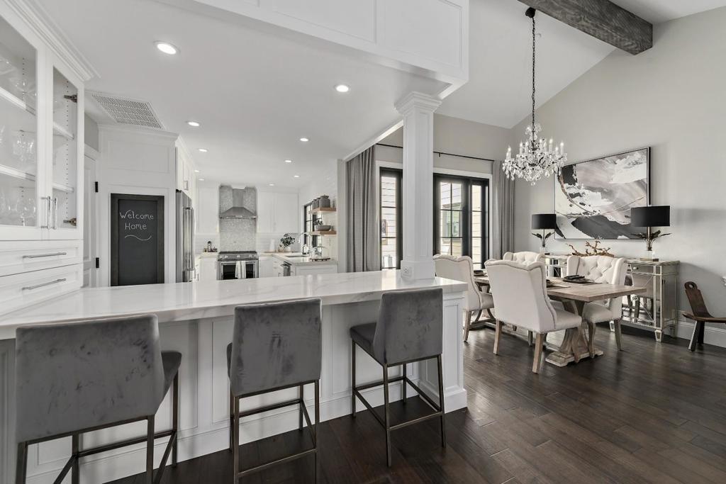 Photo of Listing #ML82003543