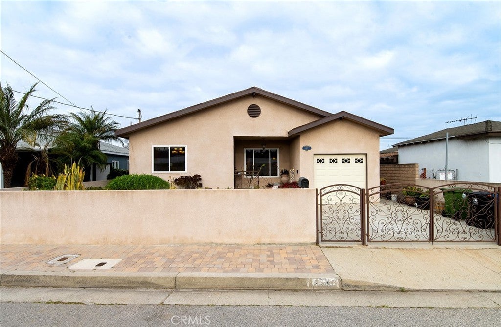 Photo of Listing #DW25087469