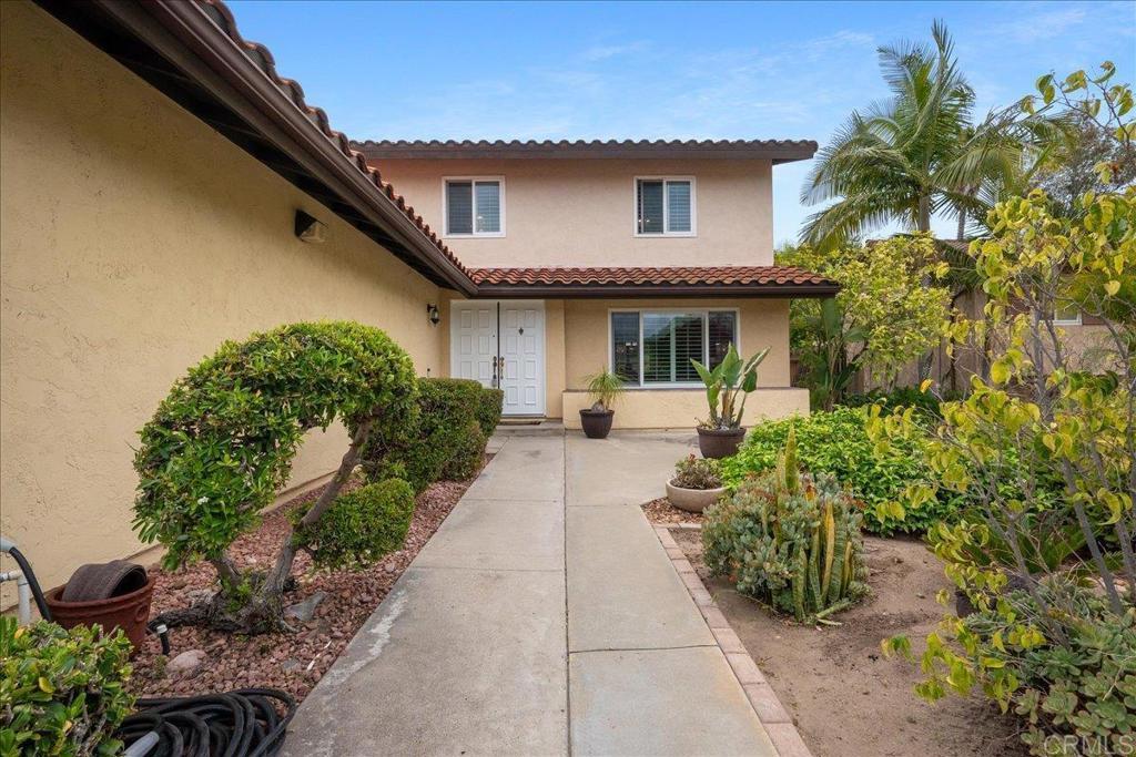 Photo of Listing #PTP2502859