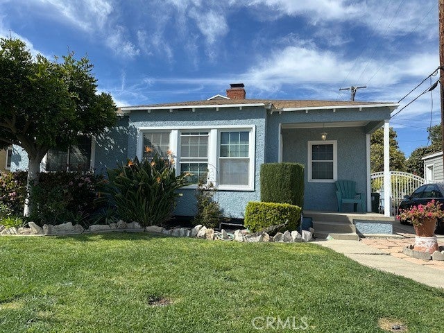 4827 West Broadway, Hawthorne.