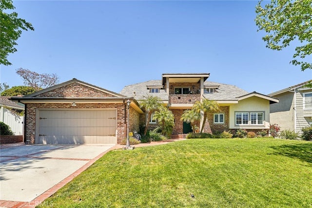39 Ranchview Road, Rolling Hills Estates.