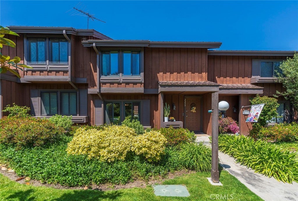 Photo of Listing #SB25087273