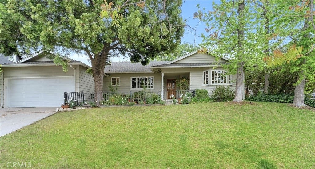 Photo of Listing #SR25089017