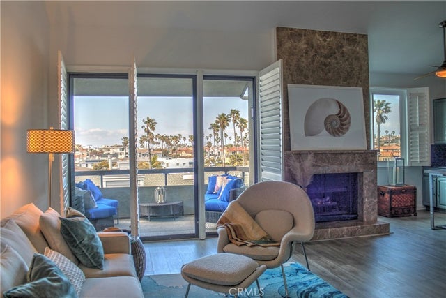 1007 S Catalina Avenue 212, Redondo Beach.