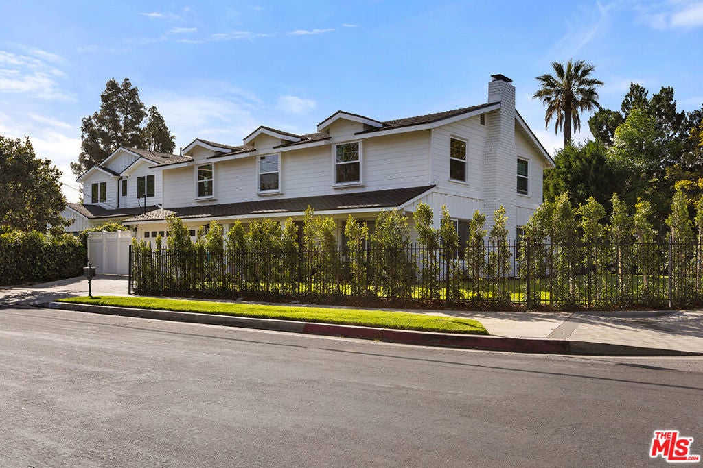 Photo of Listing #25528661