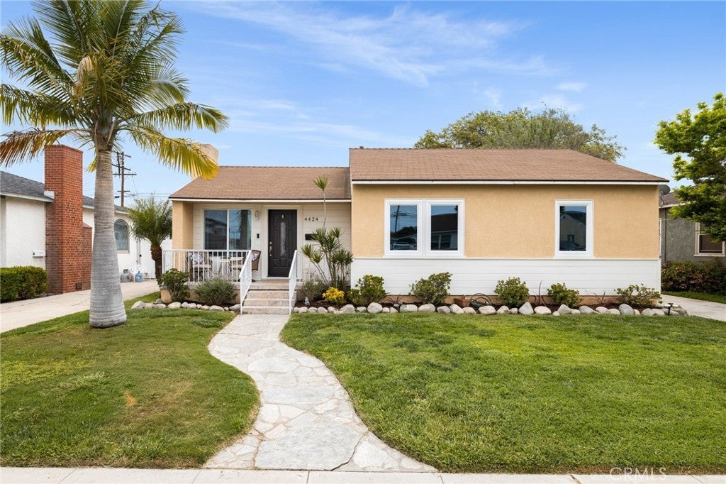 Photo of Listing #SB25089099