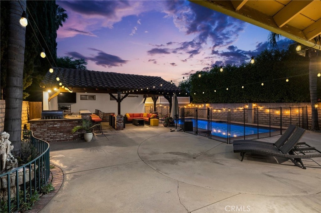 Photo of Listing #SR25088122