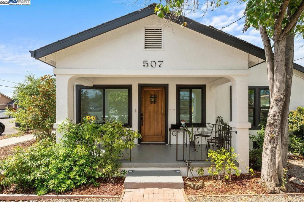 Photo of Listing #41094443