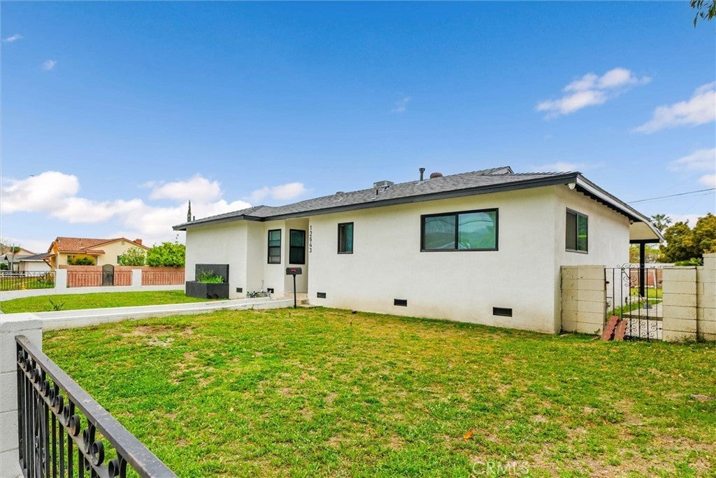 Photo of Listing #SR25082556