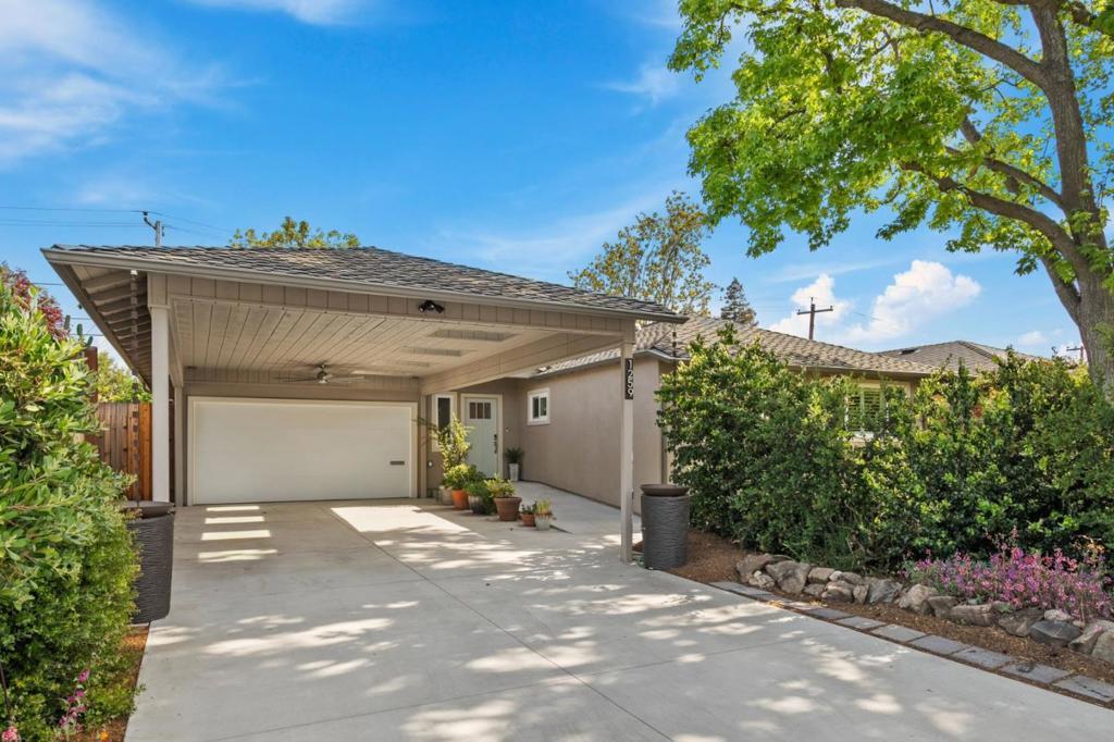 Photo of Listing #ML82003755