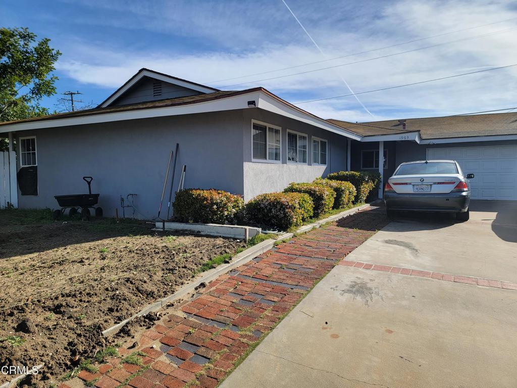 Photo of Listing #V1-29503