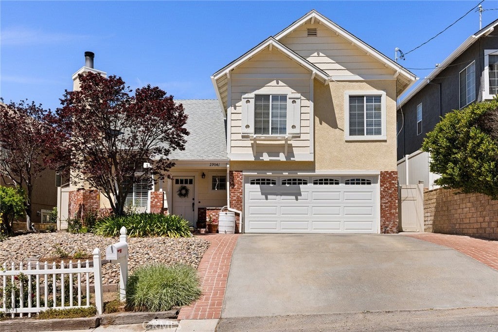 Photo of Listing #SR25088445