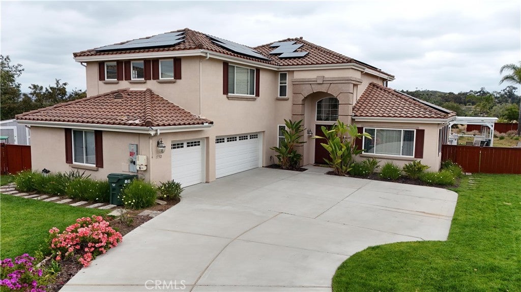 Photo of Listing #IV25088198