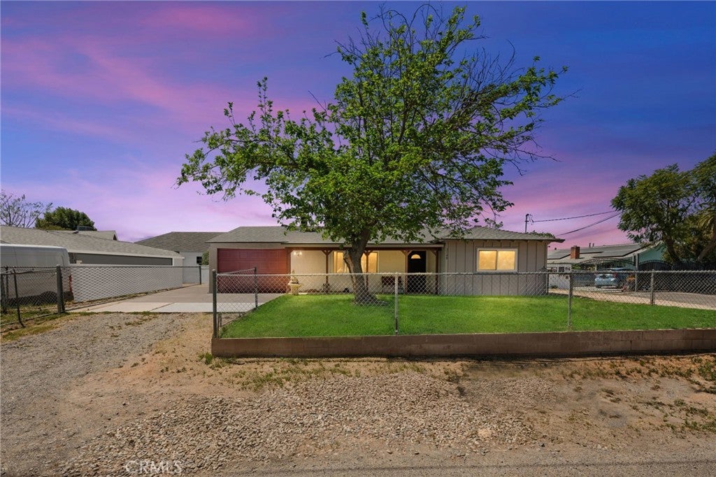 Photo of Listing #SW25089463