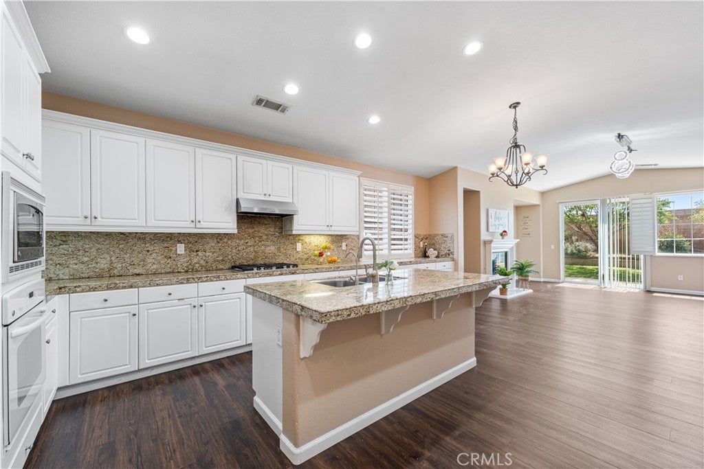 Photo of Listing #SR25089869